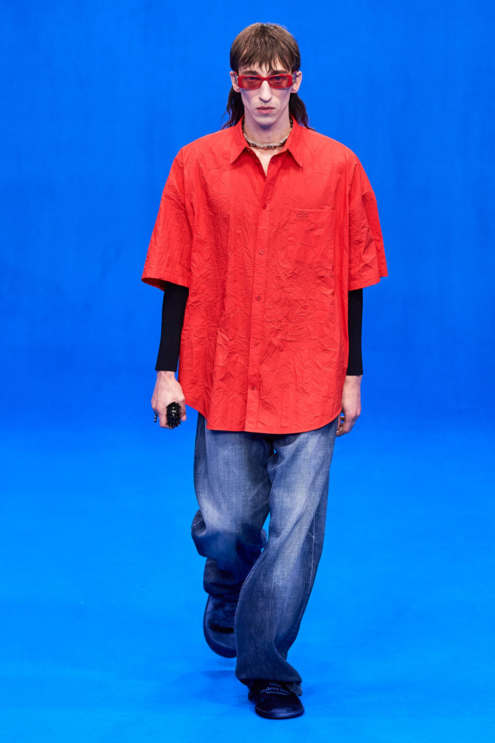 Balenciaga весна-лето 2020