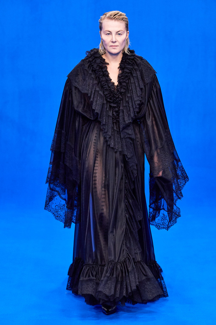 Balenciaga весна-лето 2020