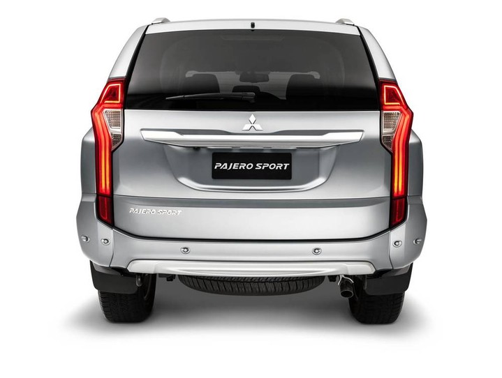 Дизельный Mitsubishi Pajero Sport: тест-драйв FashionTime.ru Дизельный Mitsubishi Pajero Sport: тест-драйв FashionTime.ru