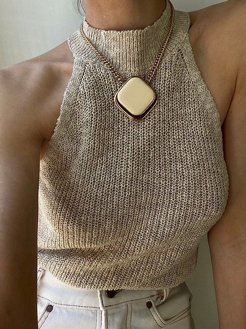 Колье Trifari, 5490 рублей, amrcnvintage.com Колье Trifari, 5490 рублей, amrcnvintage.com