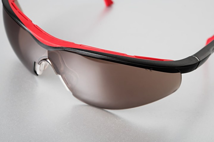 Коллекция спортивных очков eyeSport Коллекция спортивных очков eyeSport