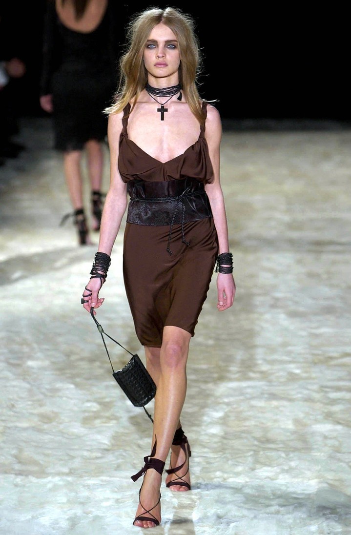 Gucci осень-зима 2002 Gucci осень-зима 2002