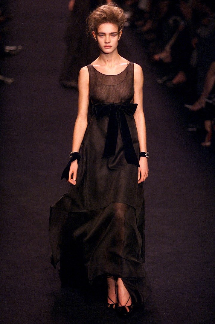 Saint Laurent осень-зима 2002 Saint Laurent осень-зима 2002