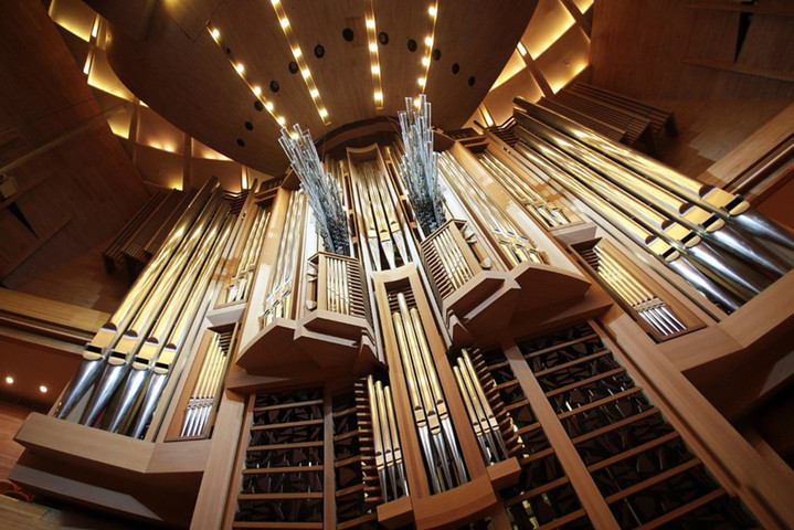 24 мая Тимур Халиуллин представит «Русские органные шедевры» в Доме музыки