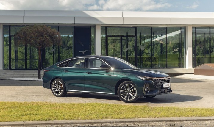 CHERY разыгрывает роскошнный седан бизнес-класса ARRIZO 8 CHERY разыгрывает роскошнный седан бизнес-класса ARRIZO 8