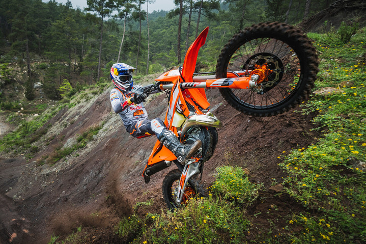 ГК АВТОДОМ представит эксклюзивный мотоцикл KTM 300 EXC HARDENDURO ГК АВТОДОМ представит эксклюзивный мотоцикл KTM 300 EXC HARDENDURO