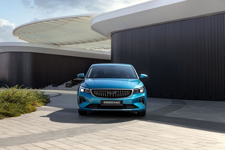 Geely объявляет о начале продаж в России нового седана Geely Emgrand Geely объявляет о начале продаж в России нового седана Geely Emgrand