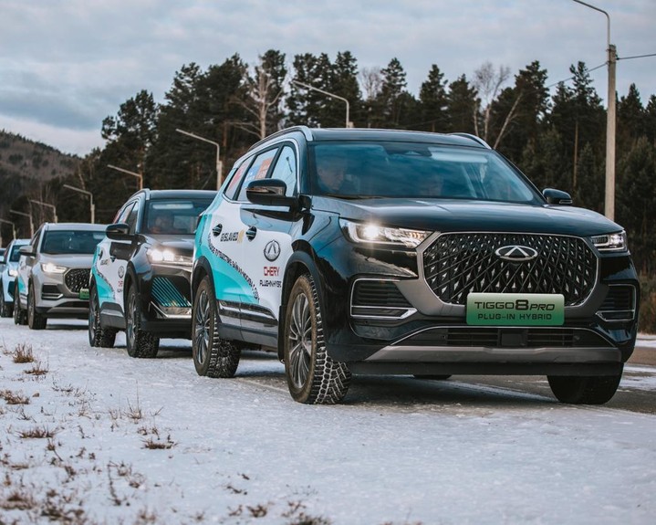 CHERY HYBRIDS преодолели более 3 500 км в рамках «Большого Путешествия» с «Авто Года». Экспертный тест продолжается CHERY HYBRIDS преодолели более 3 500 км в рамках «Большого Путешествия» с «Авто Года». Экспертный тест продолжается