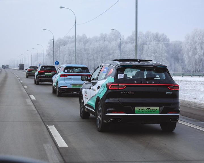 CHERY HYBRIDS преодолели более 3 500 км в рамках «Большого Путешествия» с «Авто Года». Экспертный тест продолжается CHERY HYBRIDS преодолели более 3 500 км в рамках «Большого Путешествия» с «Авто Года». Экспертный тест продолжается