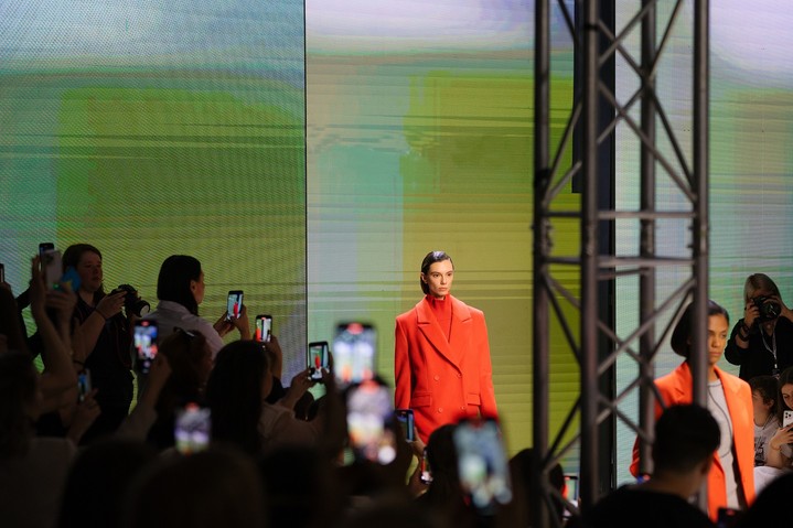 Дизайнеры из 12 стран проведут показы на BRICS+ Fashion Summit Дизайнеры из 12 стран проведут показы на BRICS+ Fashion Summit