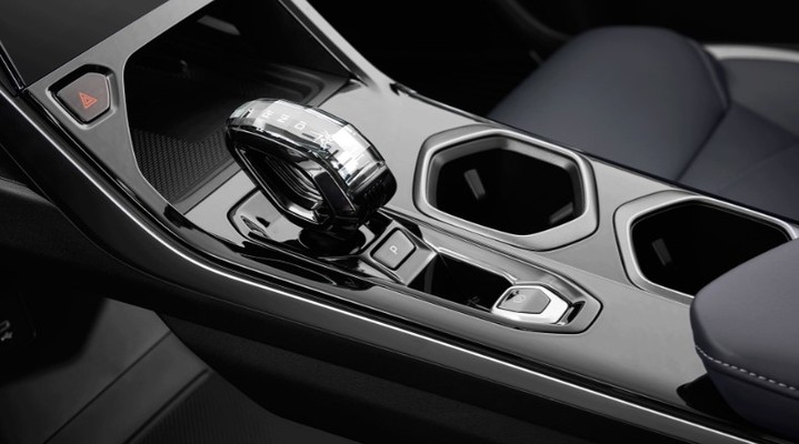 Новый Geely Atlas: у нас на тест-драйве Новый Geely Atlas: у нас на тест-драйве