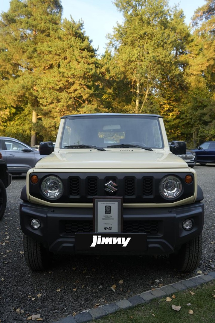 SUZUKI JIMNY: снова лучший внедорожник года SUZUKI JIMNY: снова лучший внедорожник года