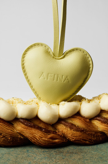 Бренд сумок AFINA и кафе “Мечтатели” запускают коллаборацию Бренд сумок AFINA и кафе “Мечтатели” запускают коллаборацию
