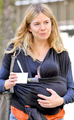 Сиенна Миллер показала новорожденную дочь Фото