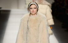 Fendi осень-зима 2015/16: Неделя моды в Милане