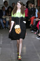 Moschino Chip And Chic