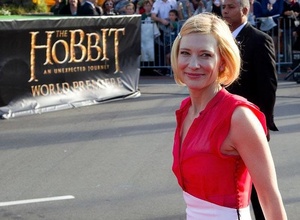   (Cate Blanchett)