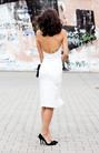 С чем носить белое платье: выбираем детали