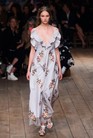 Неделя моды в Париже: Alexander McQueen весна-лето 2016