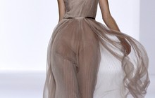 Chloe Spring/Summer 2011 на Paris Fashion Week