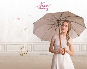  Nina Ricci       