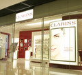    Clarins 