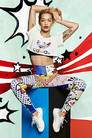 Мода, спорт и поп-арт в новой коллекции Рита Ора для Adidas Original