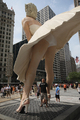 Гигантскую статую Мэрилин Монро воздвигли в Чикаго Фото
