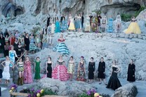 На побережье Капри: кутюрная коллекция Dolce and Gabbana осень-зима 2015