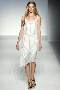 Alberta Ferretti Spring/Summer 2012:   