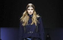 Лаконичность на Неделе моды в Милане: Versace осень 2016
