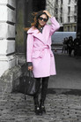 Пальто нежно-розового цвета: тренд сезона