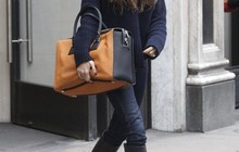 Звездный street style: знаменитости на улицах городов