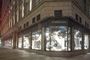 Dior сменил оформление витрины на Пятой авеню Фото