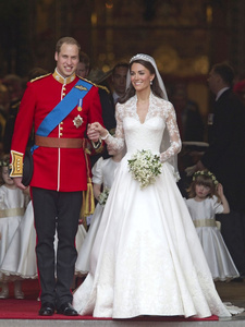 Королевская свадьба названа главным модным моментом года Фото