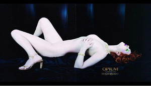 Рекламная кампания YSL Opium названа самой провокационной за последние 50 лет Фото