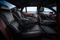 Начался прием заказов на новое поколение Lexus LS 