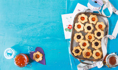 Подарки на Новый год: печенье в ресторанах Юлии Высоцкой