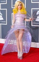 Леди Гага, платье Armani Prive, 2010 год