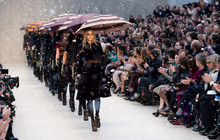 Бухгалтера Burberry обязали выплатить украденные деньги