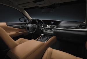 Lexus LS 460