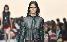 Показ Roberto Cavalli: Неделя моды в Милане