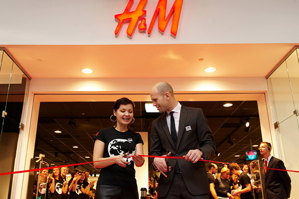 Компания H&M Hennes & Mauritz AB расширяет свое присутствие...